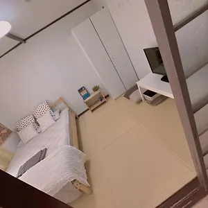 Aparthotel Nippori Nishi-tengachaya Guesthouse西天下茶屋アパートメント, Osaka