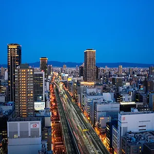 Apa & Midosuji Hommachi Eki Tower אוסקה